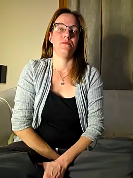 SpiceLea online show from October 13, 7:37 pm