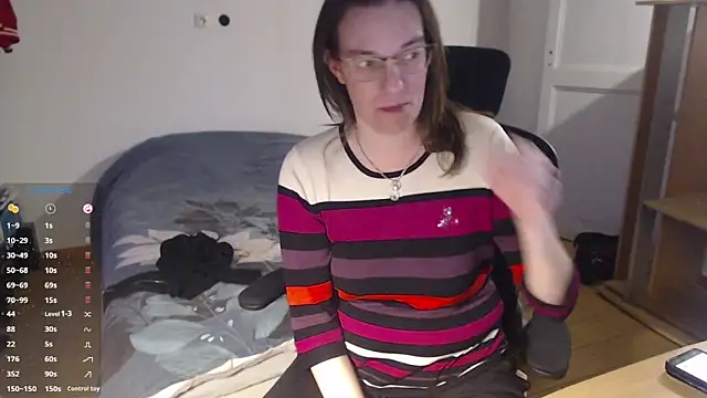 SpiceLea online show from March 18, 5:55 pm