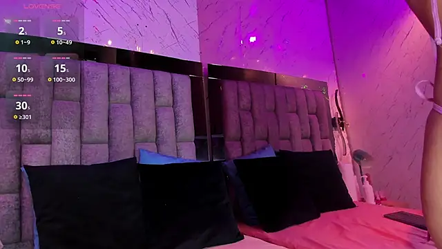 AshleyCampbell  online show from January 23, 5:13 am