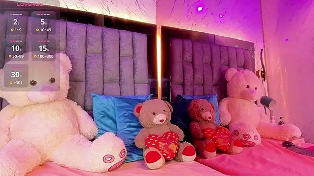 AshleyCampbell  online show from February 22, 2:30 pm