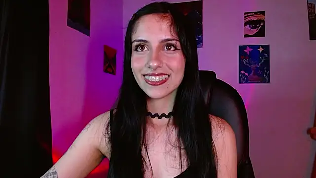 Ary Pieerce online show from April 23, 10:55 pm