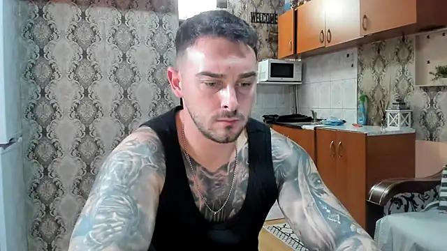 Jonmusclemaster online show from December 1, 9:04 pm