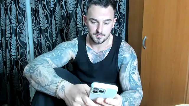 Jonmusclemaster online show from April 17, 7:38 pm