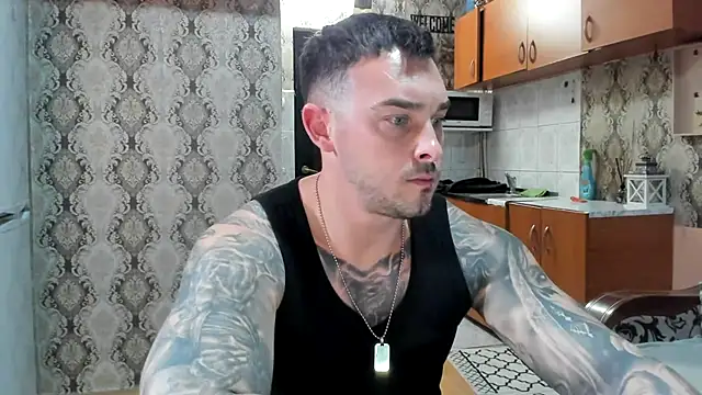 Jonmusclemaster online show from November 27, 9:15 pm