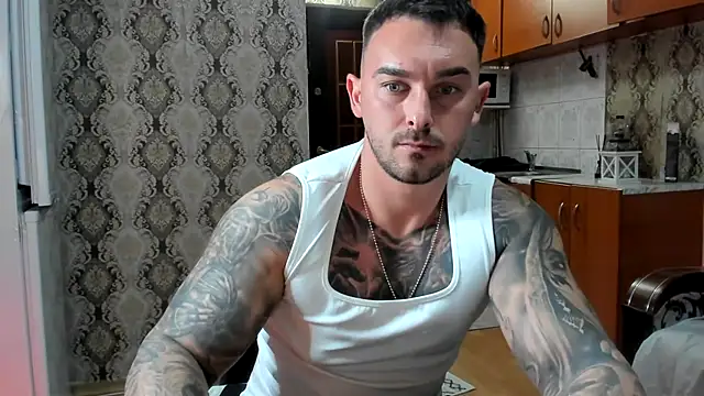 Jonmusclemaster online show from October 29, 8:41 pm