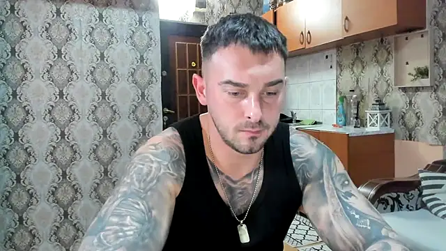 Jonmusclemaster online show from November 17, 8:24 pm