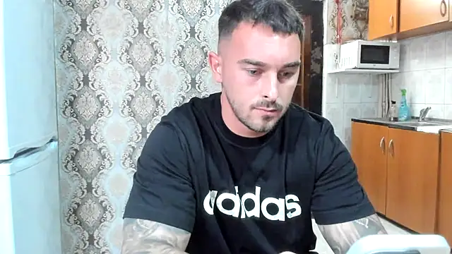 Jonmusclemaster online show from July 31, 8:28 pm