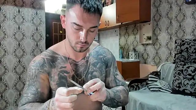 Jonmusclemaster online show from December 13, 9:21 pm