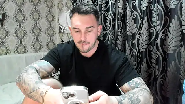 Jonmusclemaster online show from February 19, 9:34 pm