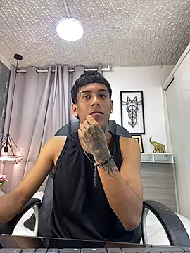 Alan Cute18 online show from February 11, 12:38 pm