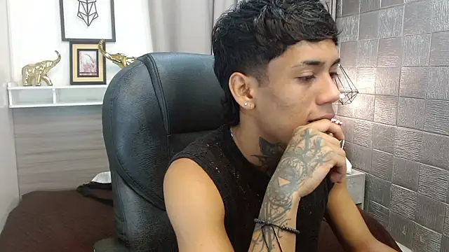 Alan Cute18 online show from February 26, 1:00 pm