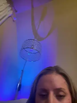 KillerKylie online show from December 15, 4:51 am