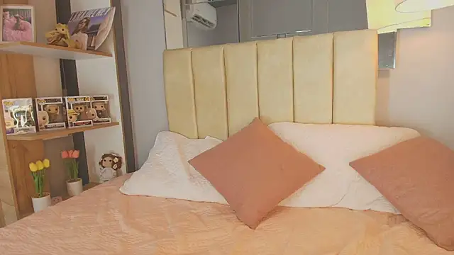 Angelbae- online show from February 8, 11:02 pm