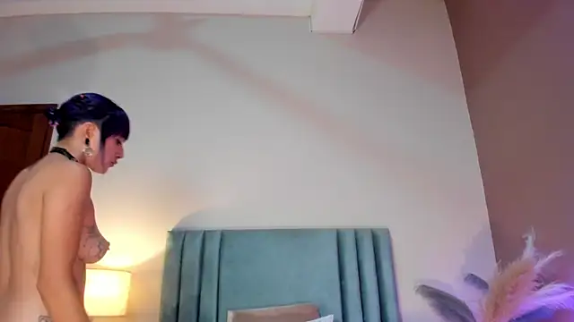 AlissaNix online show from February 25, 12:33 am