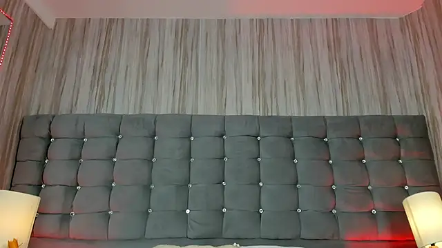 Poacahontasfg online show from November 6, 4:05 am