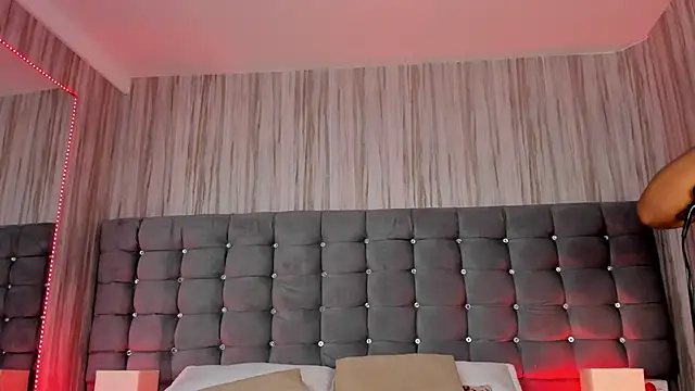 Poacahontasfg online show from April 23, 4:08 am