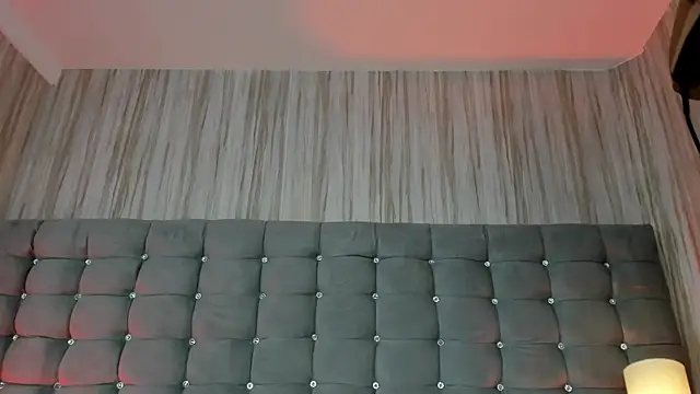 Poacahontasfg online show from October 26, 4:02 am