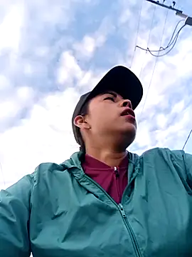  andrea30 online show from April 2, 11:39 am