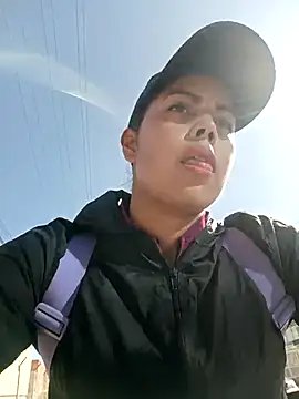 Snapshot of _andrea30 chatting on September 21, 1:27 pm andrea30 online show from September 21, 1:27 pm