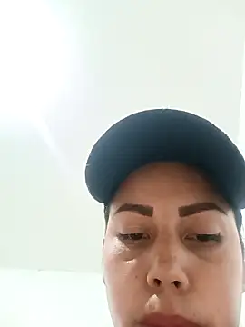  andrea30 online show from March 2, 11:39 am