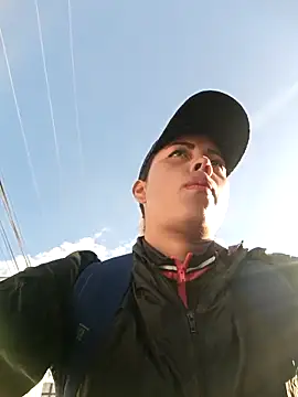 Snapshot of _andrea30 chatting on November 12, 11:47 am andrea30 online show from November 12, 11:47 am