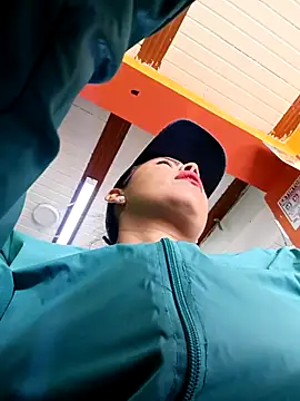  andrea30 online show from April 14, 12:10 pm