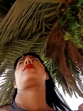 Snapshot of _andrea30 chatting on March 7, 6:00 pm andrea30 online show from March 7, 6:00 pm