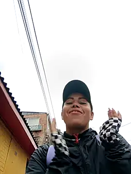 Snapshot of _andrea30 chatting on September 29, 12:11 pm andrea30 online show from September 29, 12:11 pm