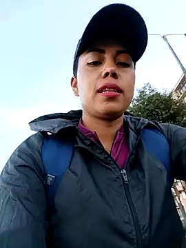 Snapshot of _andrea30 chatting on November 22, 11:31 am andrea30 online show from November 22, 11:31 am