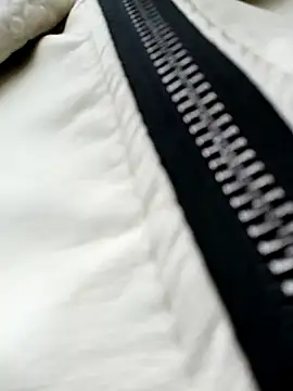 Snapshot of _andrea30 chatting on December 1, 12:06 pm andrea30 online show from December 1, 12:06 pm