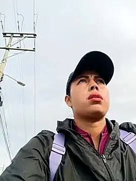 Snapshot of _andrea30 chatting on October 20, 11:33 am andrea30 online show from October 20, 11:33 am