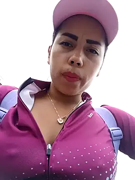 Snapshot of _andrea30 chatting on March 12, 12:36 pm andrea30 online show from March 12, 12:36 pm