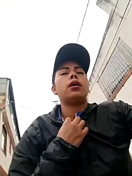  andrea30 online show from April 8, 11:44 am