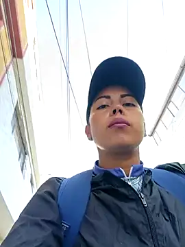 Snapshot of _andrea30 chatting on November 26, 11:54 am andrea30 online show from November 26, 11:54 am