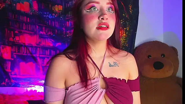 LailaCatt online show from December 14, 8:42 am