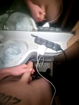 baaadboy10 online show from December 18, 9:51 pm