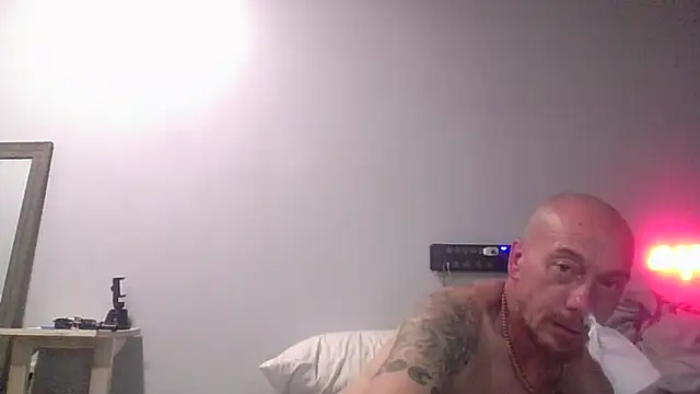 deepinnnnn online show from November 17, 4:38 am