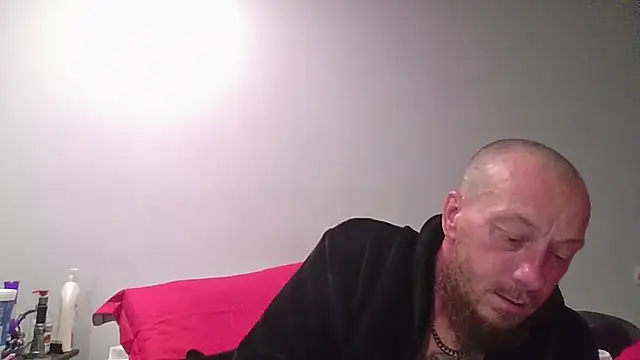 deepinnnnn online show from April 4, 3:24 am