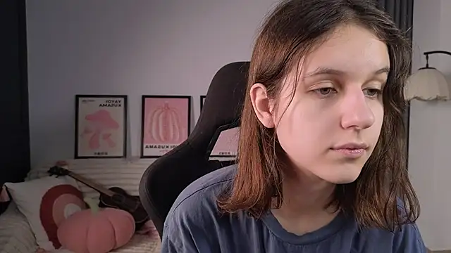 VanessaBayer2 online show from January 11, 10:38 pm