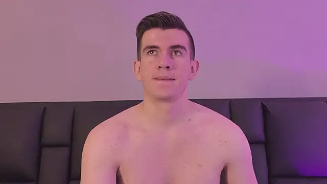 MikaelSlow online show from April 3, 3:13 am