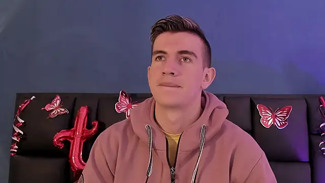 MikaelSlow online show from February 17, 1:47 am