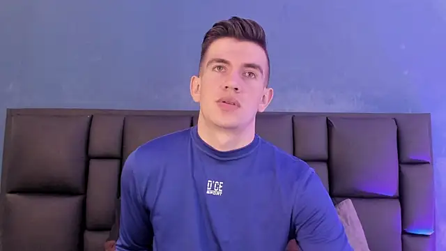 MikaelSlow online show from January 17, 4:27 am