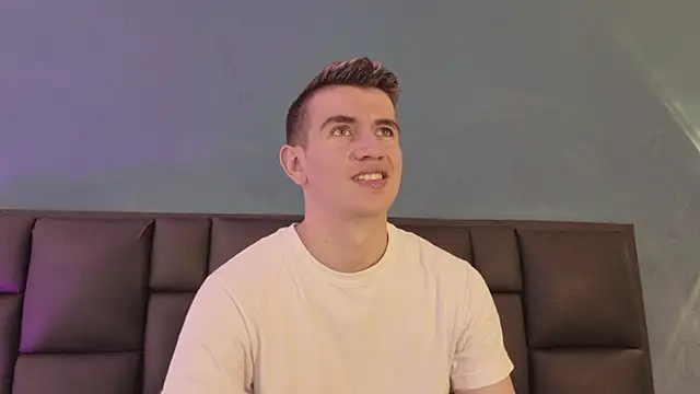 MikaelSlow online show from March 1, 4:12 am