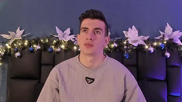 MikaelSlow online show from January 9, 3:46 am