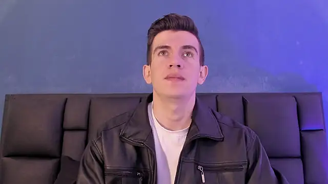 MikaelSlow online show from January 13, 3:54 am