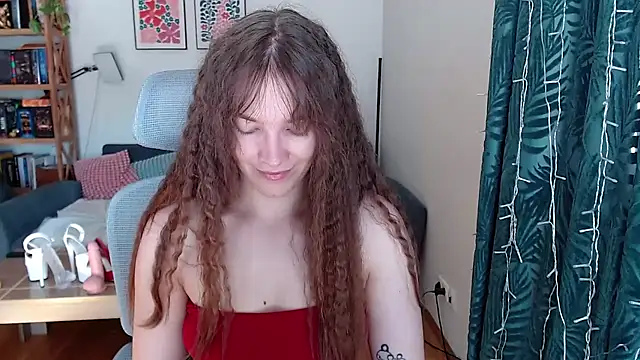 Snapshot of kenzie_x chatting on June 26, 6:30 am kenzie x online show from June 26, 6:30 am