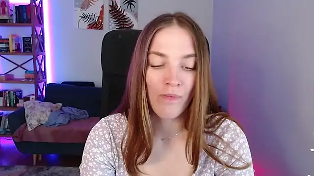 Snapshot of kenzie_x chatting on March 21, 11:55 am kenzie x online show from March 21, 11:55 am