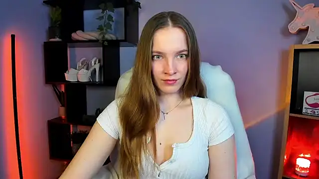 Snapshot of kenzie_x chatting on March 11, 8:52 am kenzie x online show from March 11, 8:52 am