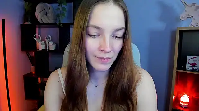Snapshot of kenzie_x chatting on March 10, 8:50 am kenzie x online show from March 10, 8:50 am