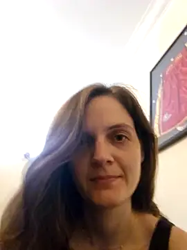 Snapshot of EllieDay chatting on April 22, 7:53 pm EllieDay online show from April 22, 7:53 pm